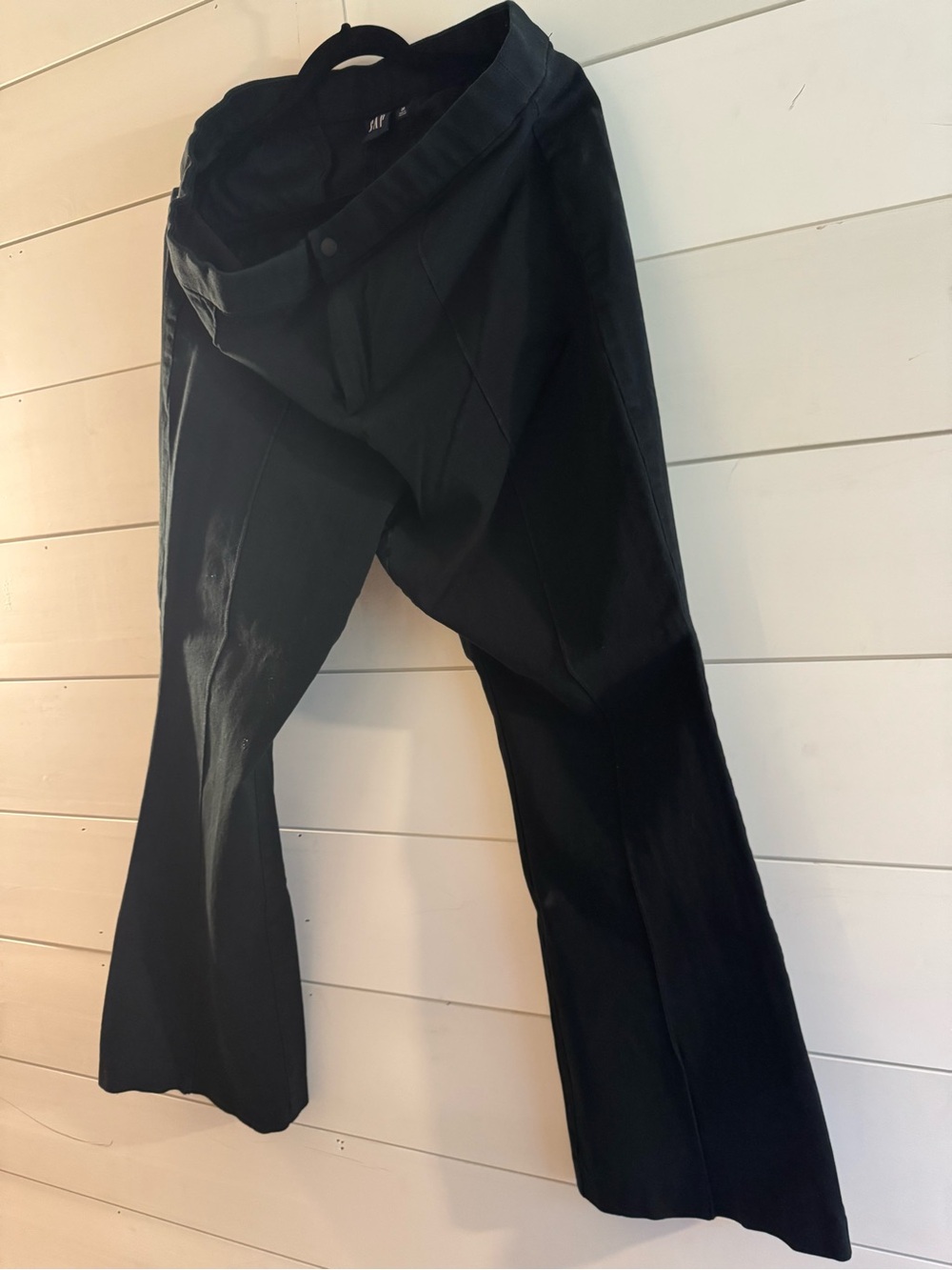 GAP Black Straight Leg Pants